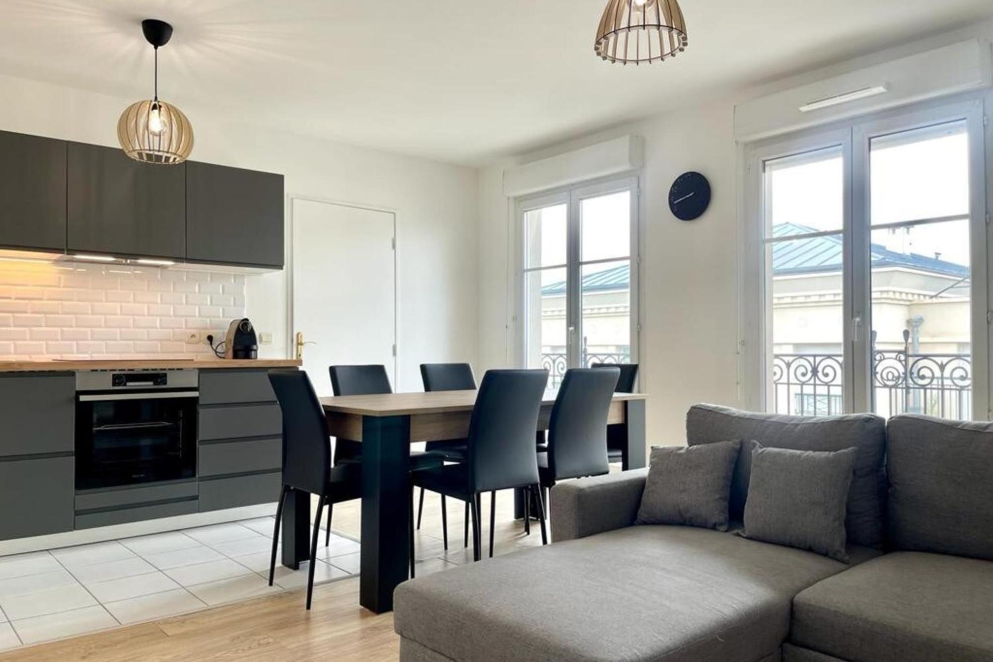 Suites Rive Gauche - 8Min De Disney - Chez Michel Serris Zewnętrze zdjęcie