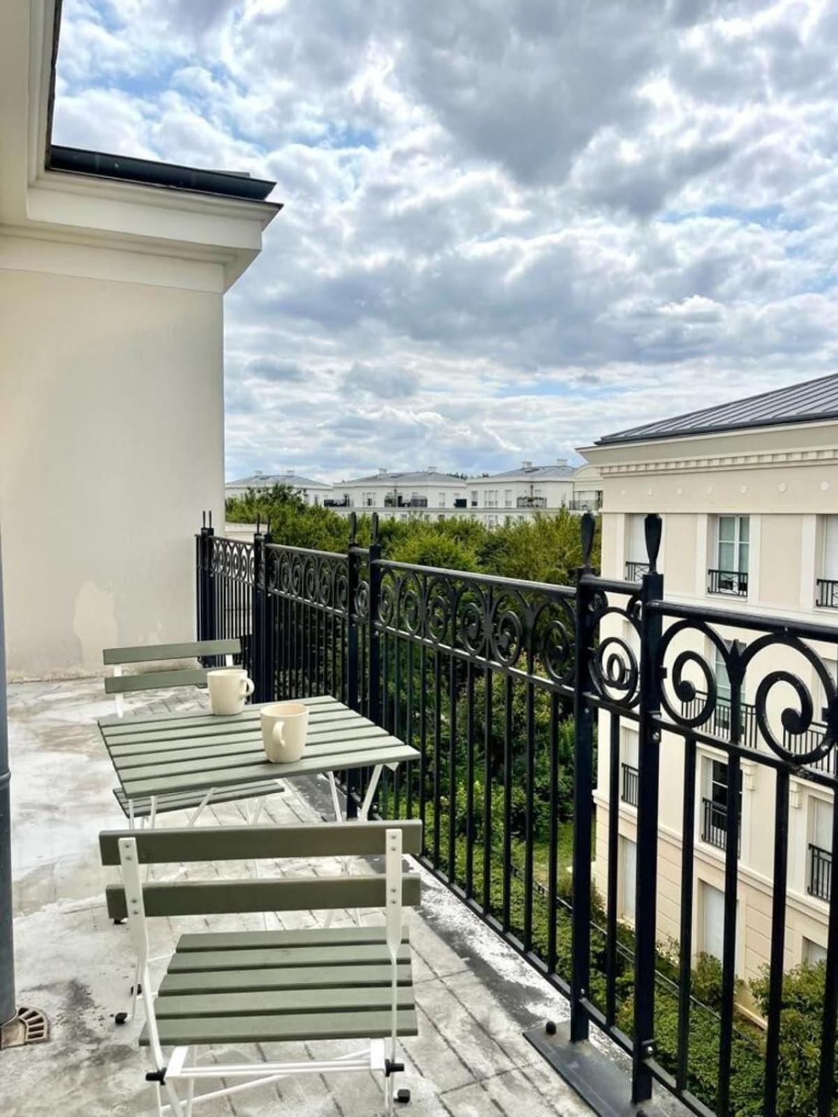 Suites Rive Gauche - 8Min De Disney - Chez Michel Serris Zewnętrze zdjęcie